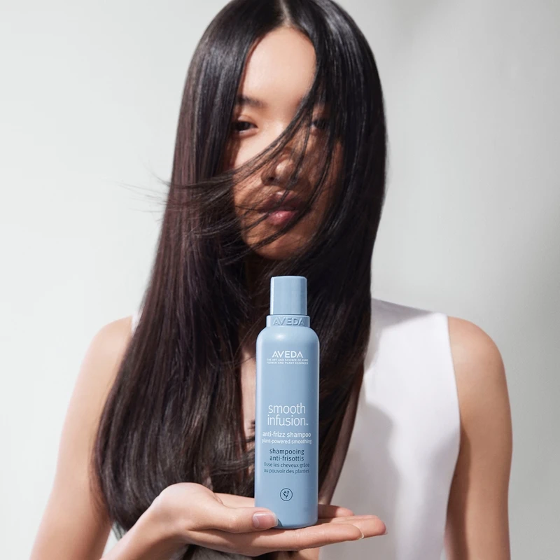 Aveda Smooth Infusion™ Anti-Frizz Shampoo 5 Aveda Smooth Infusion™ Anti-Frizz Shampoo – Image 5